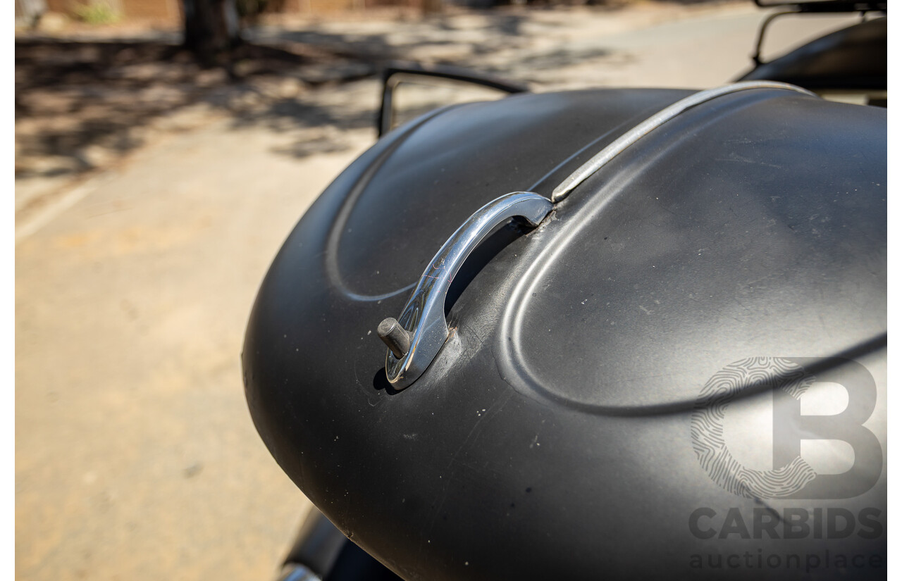 8/1970 Volkswagen Beetle 2d Sedan Black / Red 1.6L - Modified