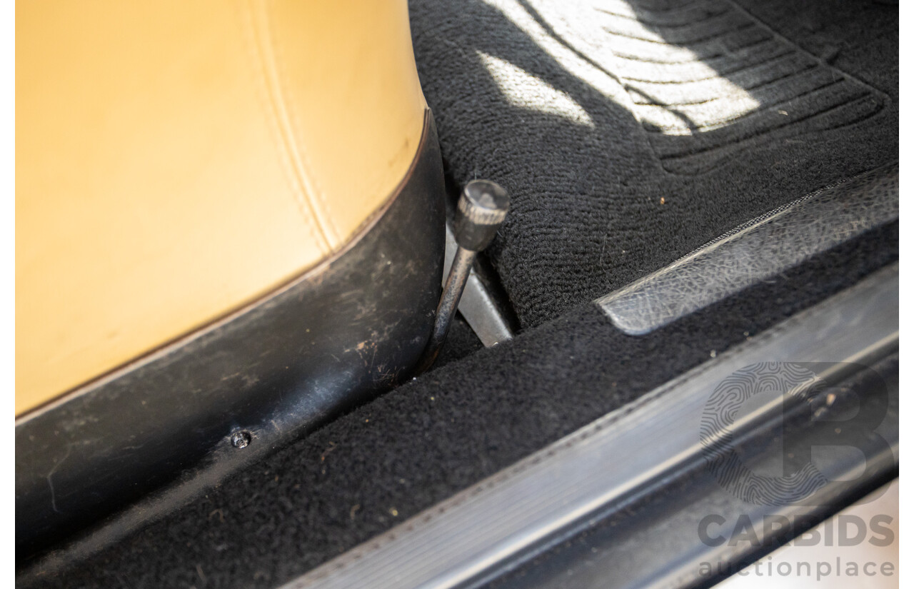 8/1970 Volkswagen Beetle 2d Sedan Black / Red 1.6L - Modified