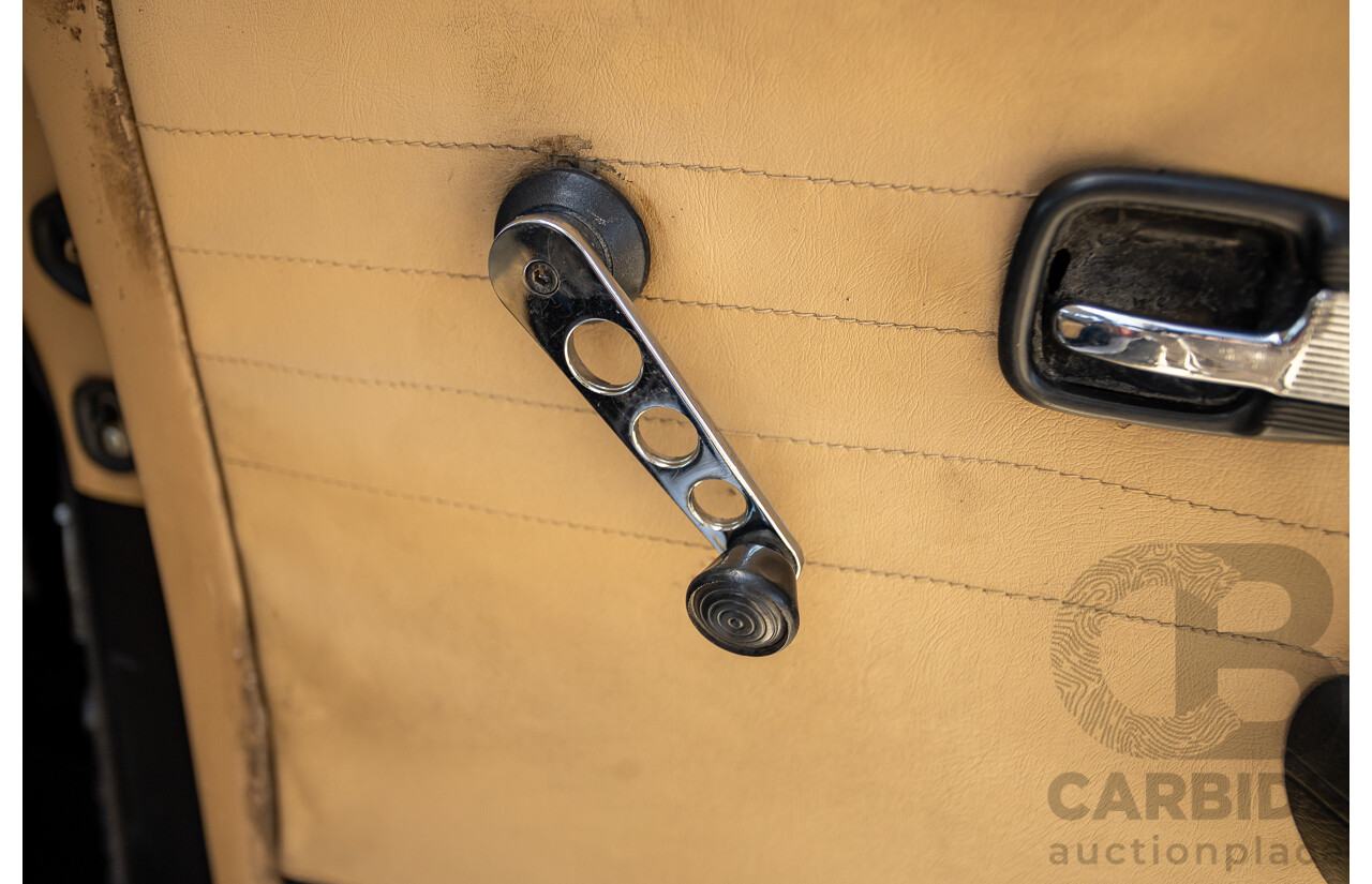 8/1970 Volkswagen Beetle 2d Sedan Black / Red 1.6L - Modified