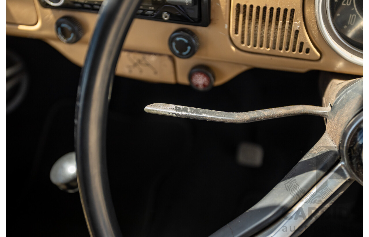 8/1970 Volkswagen Beetle 2d Sedan Black / Red 1.6L - Modified