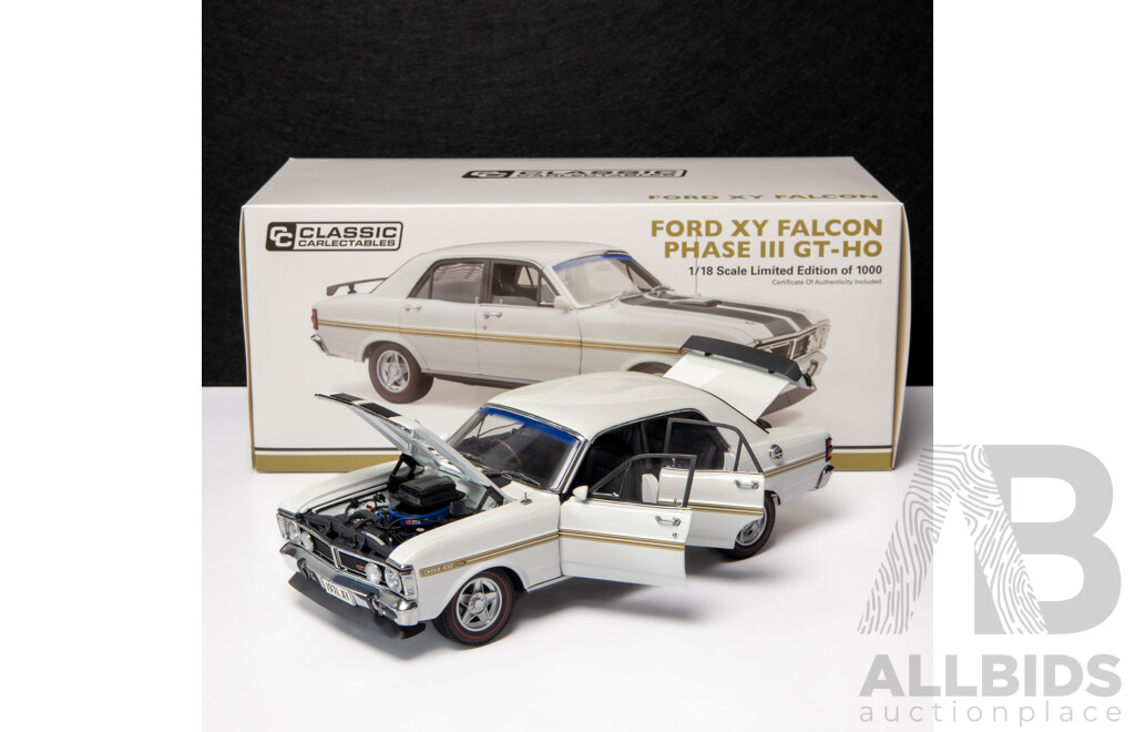 Classic Carlectables 1971 Ford XY Falcon Phase III GT-HO Ultra White COA 473/1000 - 1:18 Scale Model Car