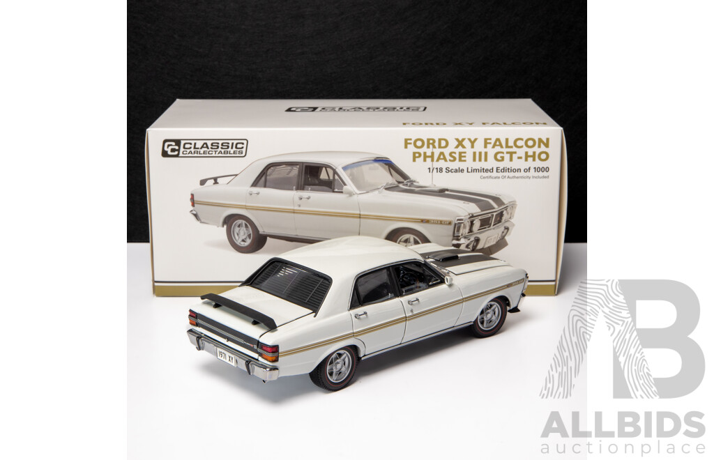 Classic Carlectables 1971 Ford XY Falcon Phase III GT-HO Ultra White COA 473/1000 - 1:18 Scale Model Car