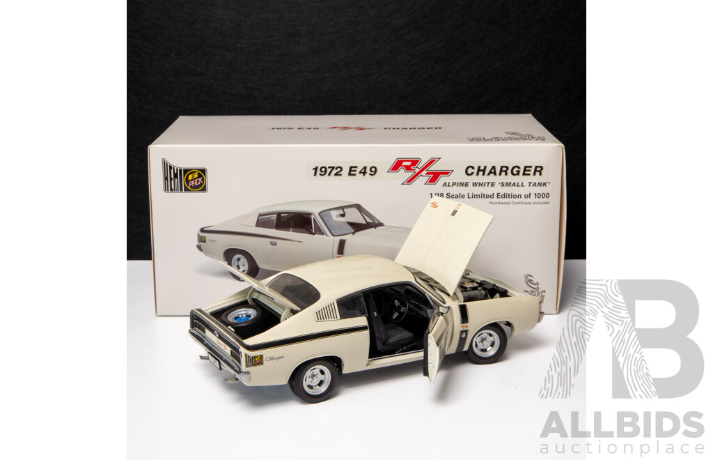 Classic Carlectables 1972 Chrysler E49 Charger R/T Small Tank Alpine White COA 558/1000 - 1:18 Scale Model Car