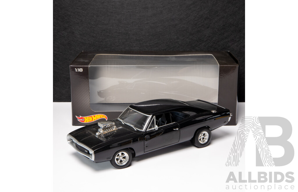 Hot Wheels 1970 Dodge Charger (Dom's) the Fast and the Furious Movie Black - 1:18 Scale Model Car