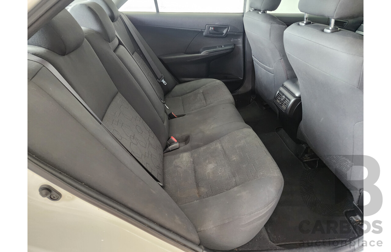 7/2014 Toyota Camry Altise ASV50R 4d Sedan White 2.5L