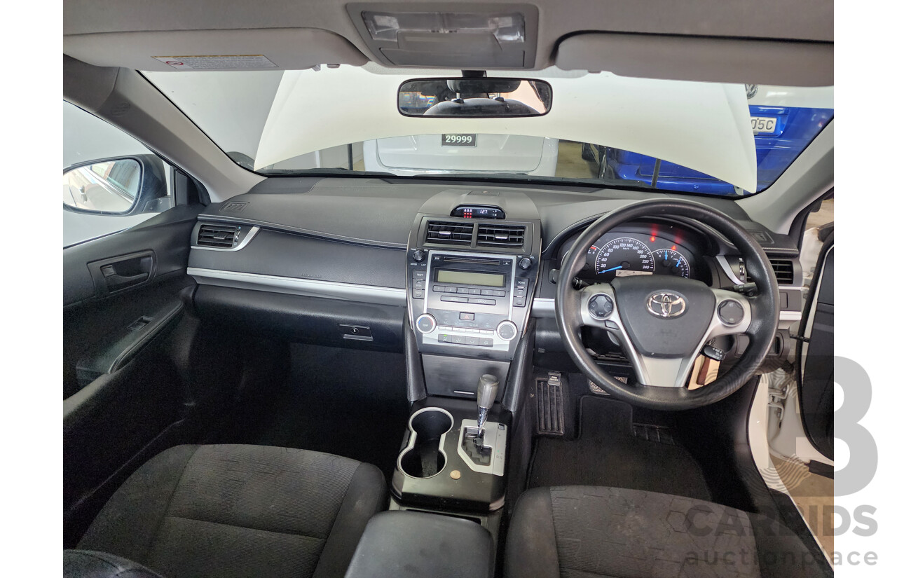 7/2014 Toyota Camry Altise ASV50R 4d Sedan White 2.5L