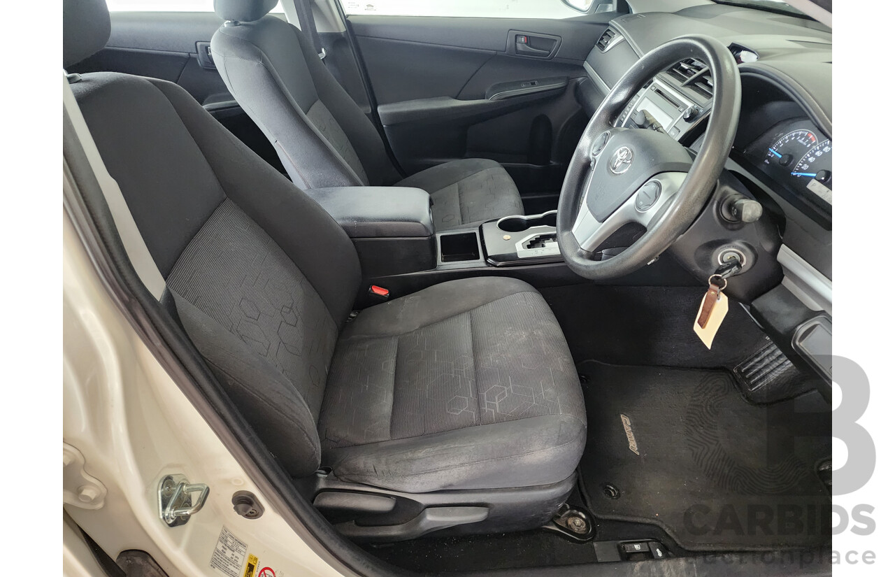 7/2014 Toyota Camry Altise ASV50R 4d Sedan White 2.5L