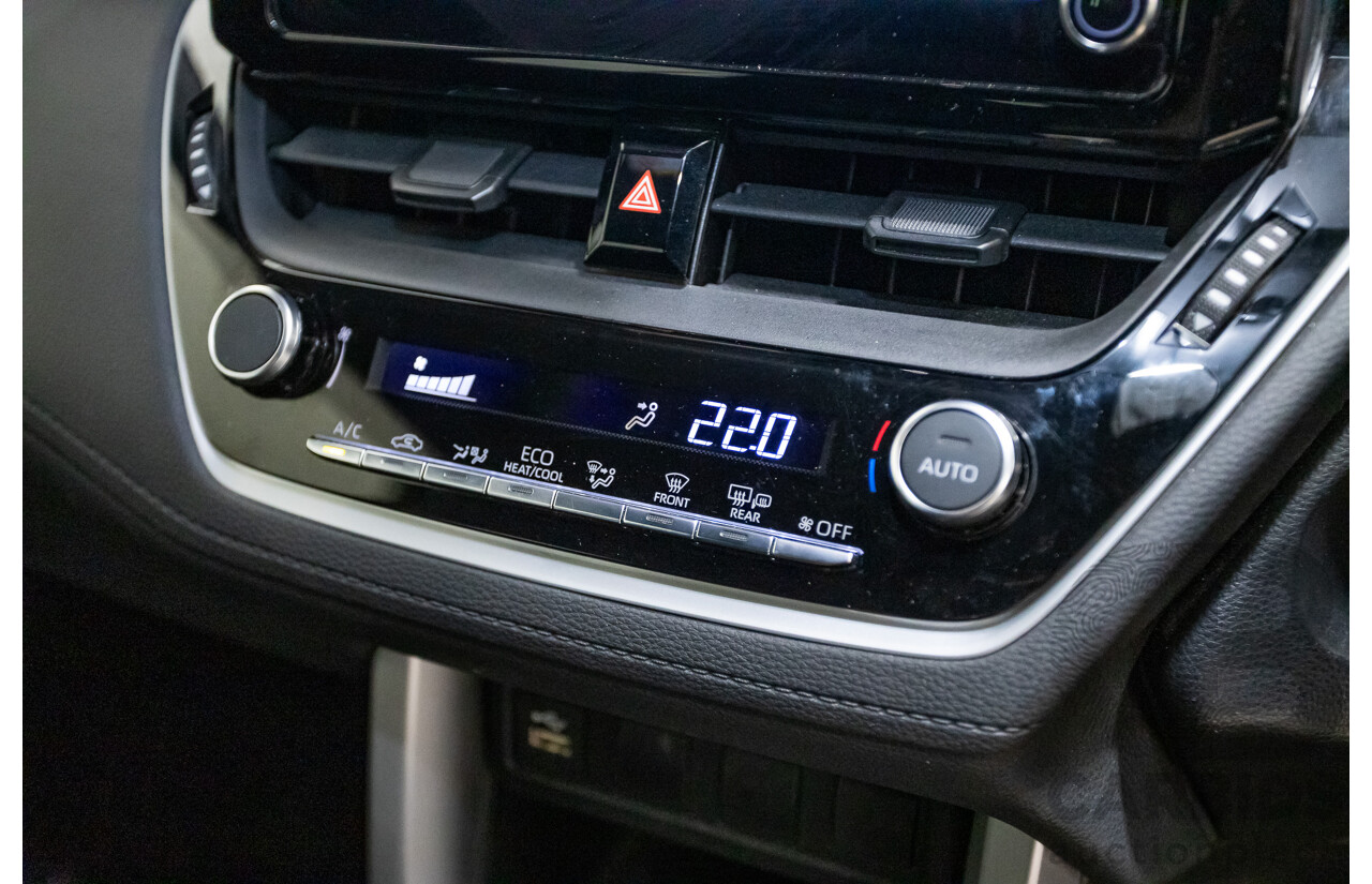 09/2022 Toyota Corolla Cross GX Hybrid MXGH10R 4D Wagon Eclipse Black 2.0L - 146kW Hybrid