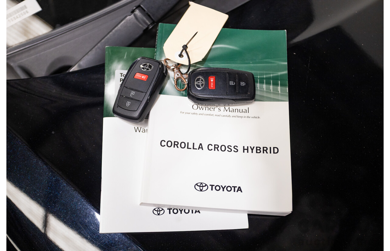 09/2022 Toyota Corolla Cross GX Hybrid MXGH10R 4D Wagon Eclipse Black 2.0L - 146kW Hybrid