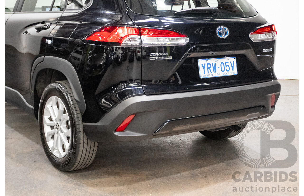 09/2022 Toyota Corolla Cross GX Hybrid MXGH10R 4D Wagon Eclipse Black 2.0L - 146kW Hybrid
