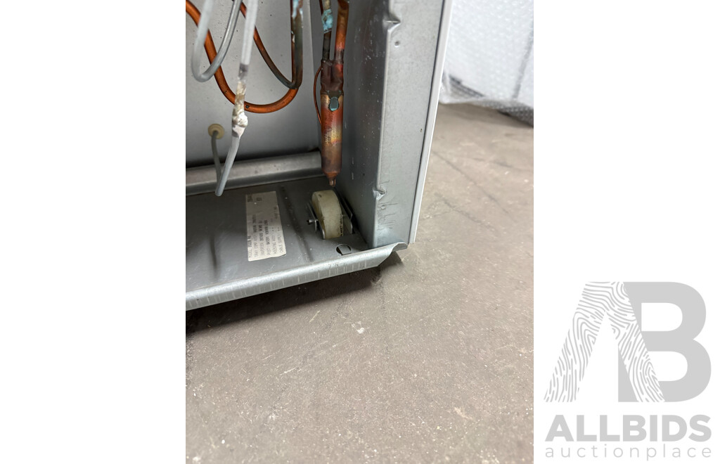 Fisher & Paykel 494L Series 5 Refrigerator Freezer (RF522BRPW6) - ORP $2,628