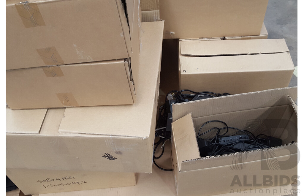Bulk Lot of Assorted IT Equipment & Accessories
