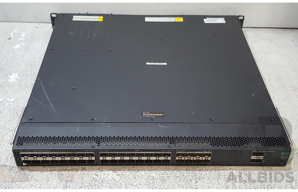 HP (JG896A) FlexFabric 5700-40XG-2QSFP+ Switch