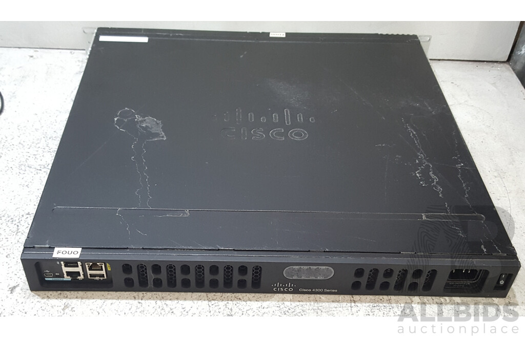 Cisco (ISR4331/K9) 4300 Series Integrated Services Router