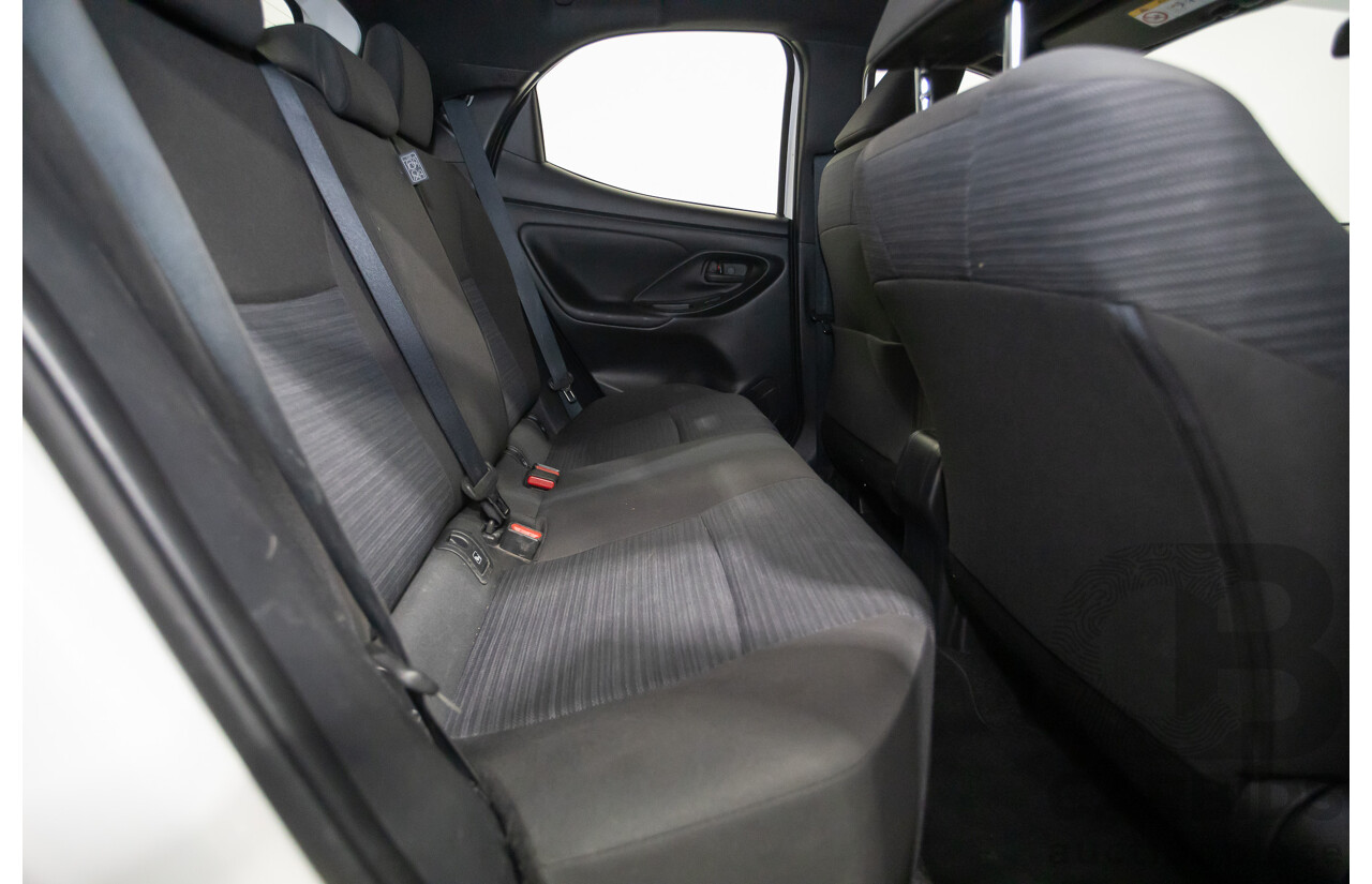 6/2020 Toyota Yaris Ascent Sport MXPA10R 5D Hatchback Glacier White 1.5L