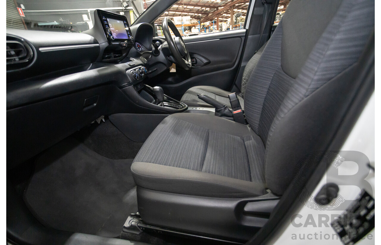 6/2020 Toyota Yaris Ascent Sport MXPA10R 5D Hatchback Glacier White 1.5L