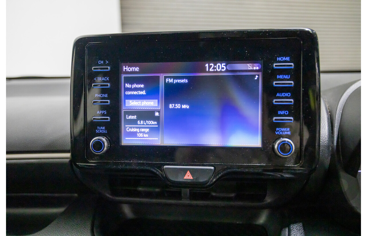 6/2020 Toyota Yaris Ascent Sport MXPA10R 5D Hatchback Glacier White 1.5L