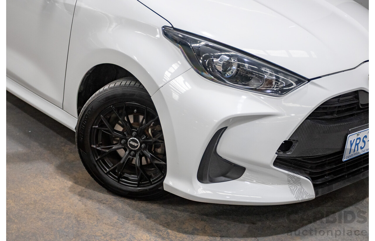 6/2020 Toyota Yaris Ascent Sport MXPA10R 5D Hatchback Glacier White 1.5L
