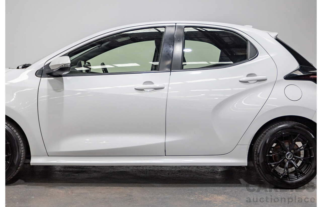 6/2020 Toyota Yaris Ascent Sport MXPA10R 5D Hatchback Glacier White 1.5L