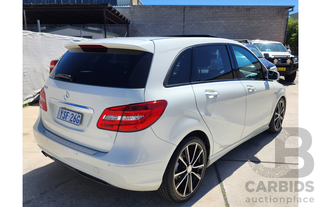 7/2012 Mercedes-Benz B200 BE 246 5d Hatchback White 1.6L