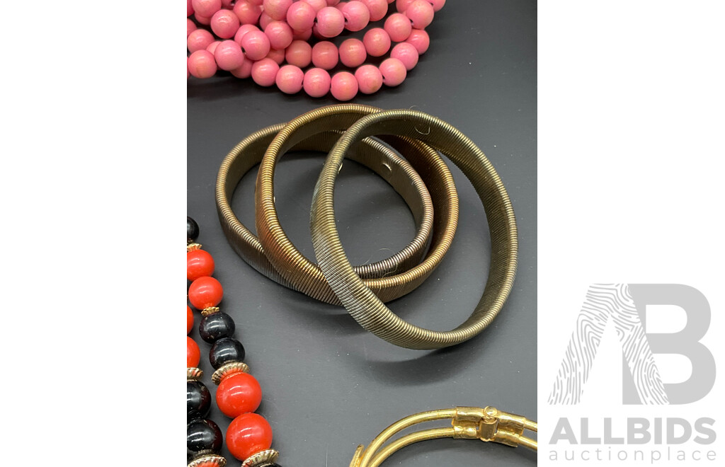 Collection of Vintage Jewellery Items Including Rings, Earrings, Necklaces and More