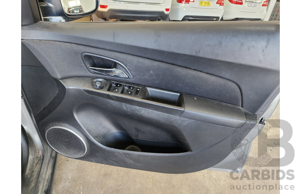 11/2012 Holden Cruze CD Equipe JH MY13 4d Sedan Grey 1.8L