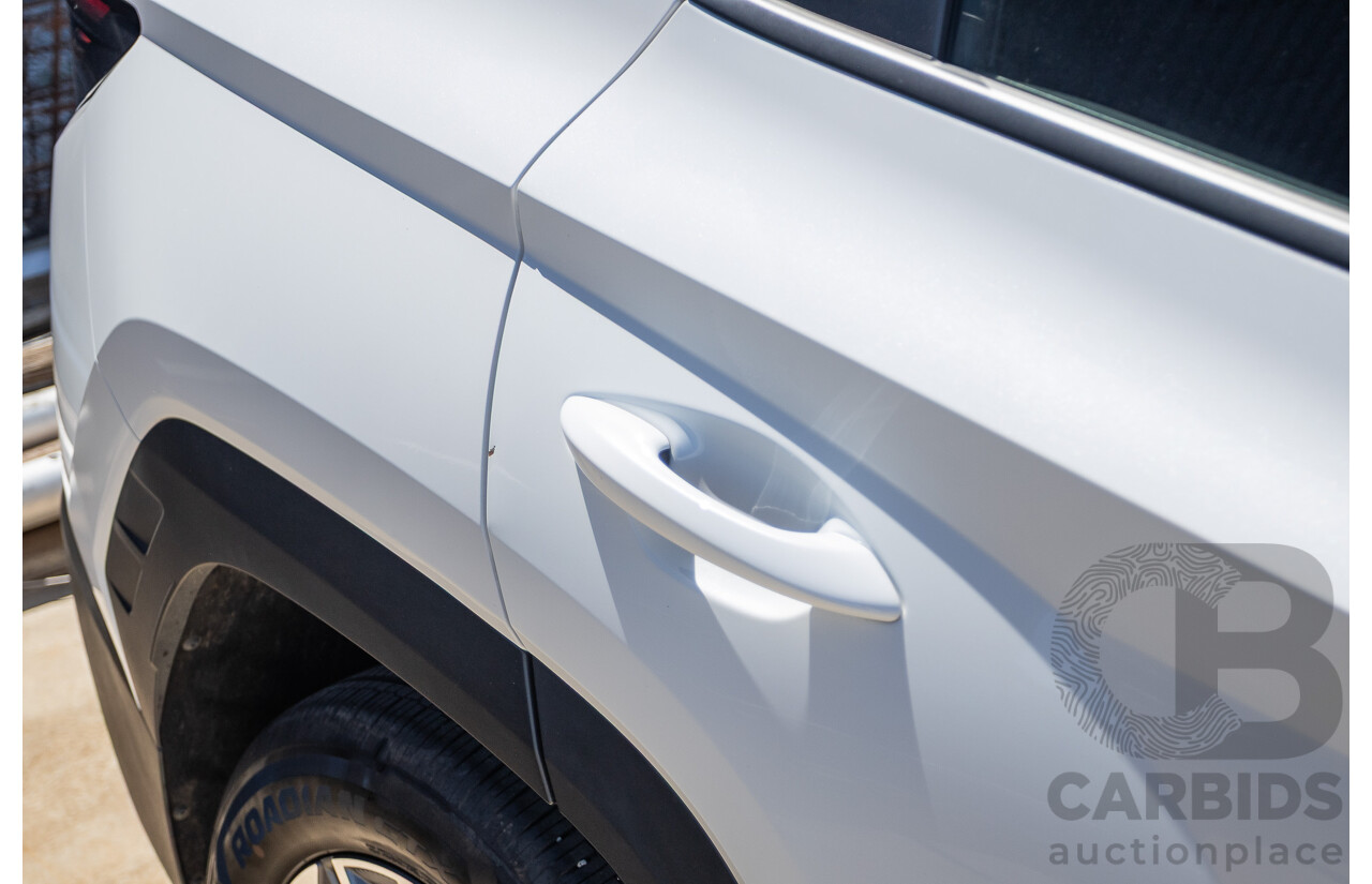 5/2024 Hyundai Tucson NX4.V3 MY25 4d Wagon White Cream Turbo 2.0L