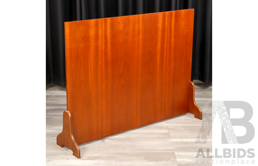 Large Mahogany Spark Screen