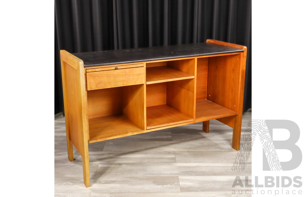 Vintage Teak Bar Unit with Leather Top