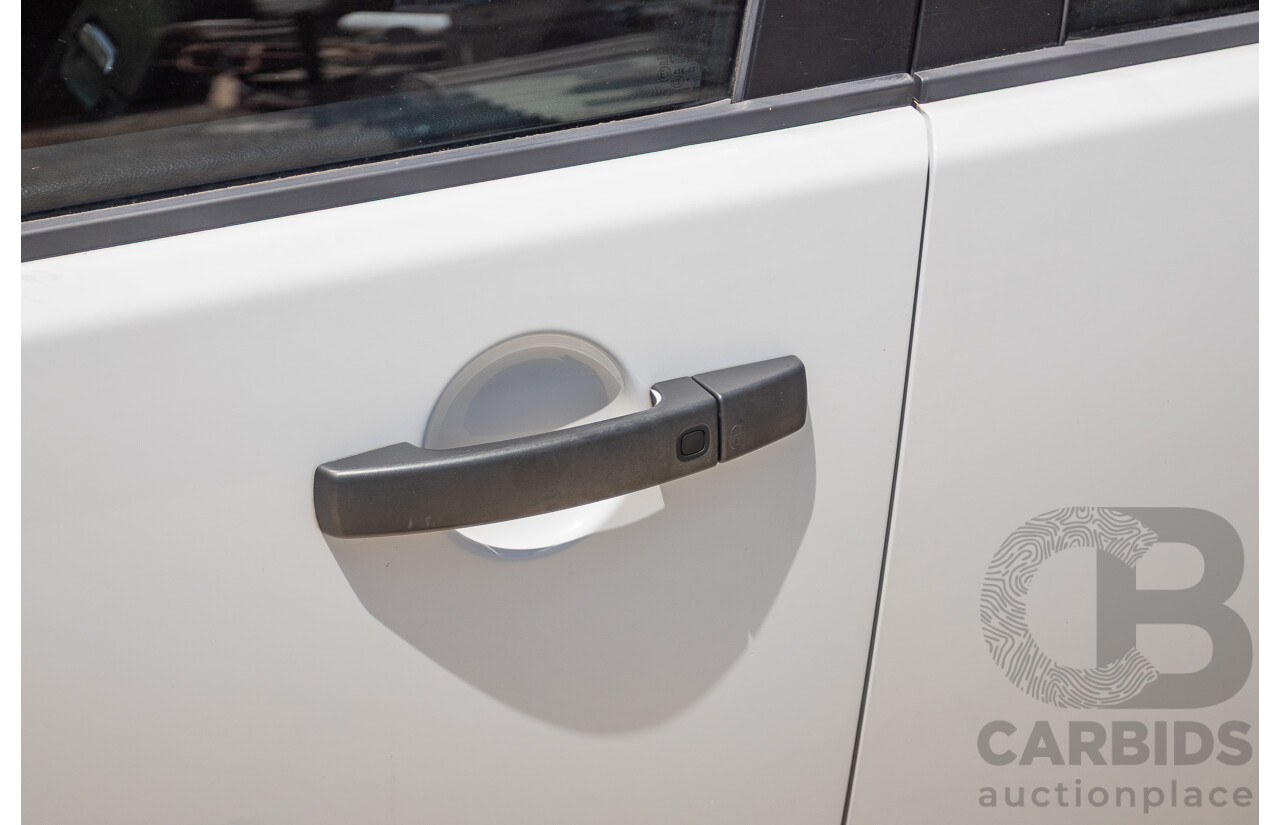 5/2012 Land Rover Discovery 4 3.0 SDV6 HSE MY12 4d Wagon Fuji White Turbo Diesel V6 3.0L - 7 Seater