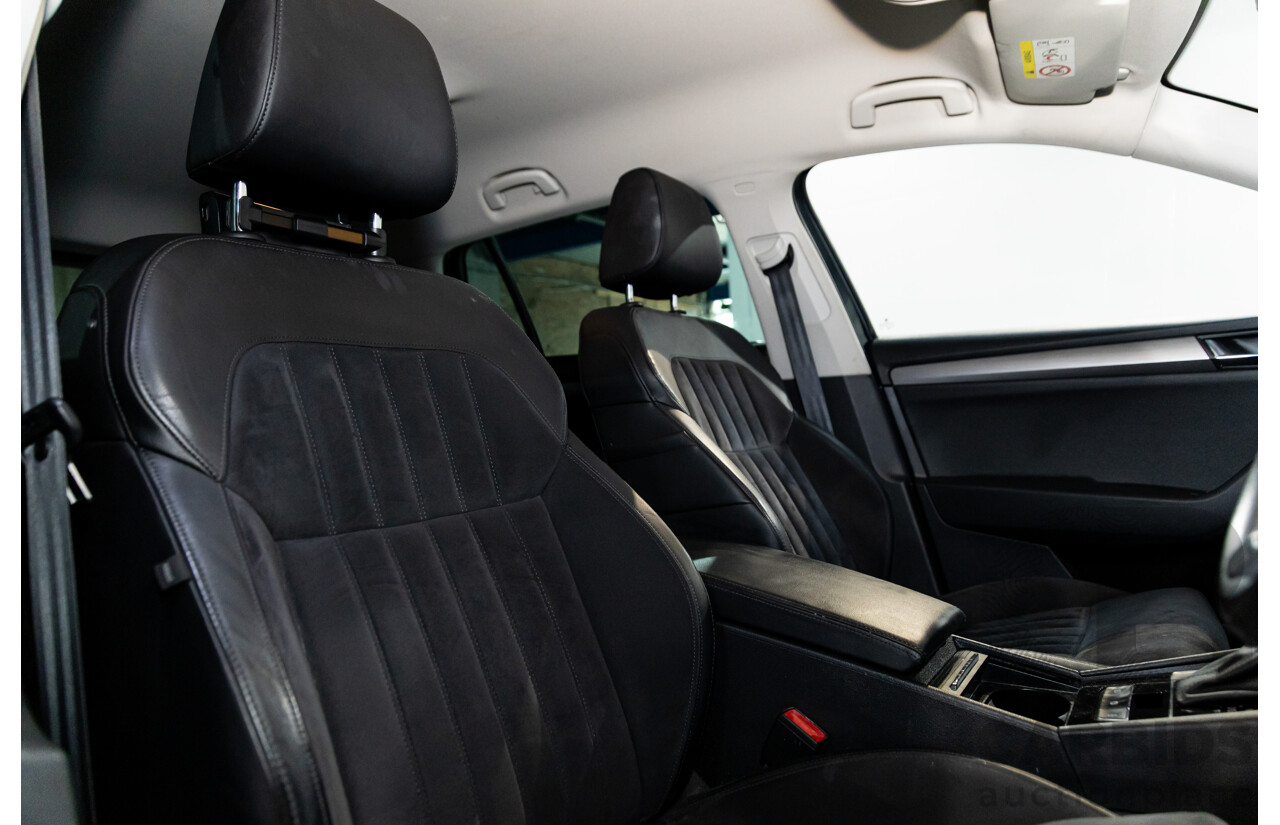 06/2019 Skoda Superb 162 TSI (FWD) NP MY19 4d Wagon Quartz Grey Metallic Turbo 2.0L