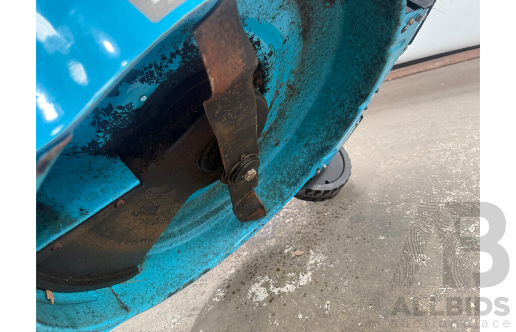 Victa 20 Inch Thunder Self Propelled Mower