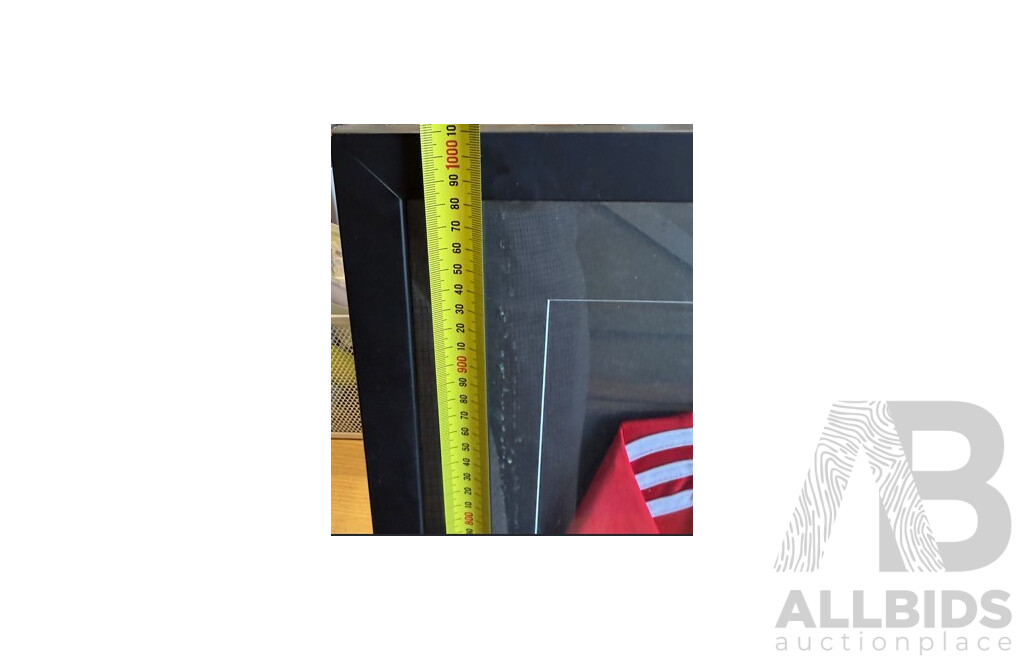 Framed 2013–14 Bayern Munich Jersey – Signed by Squad - With Certificate of Authenticity