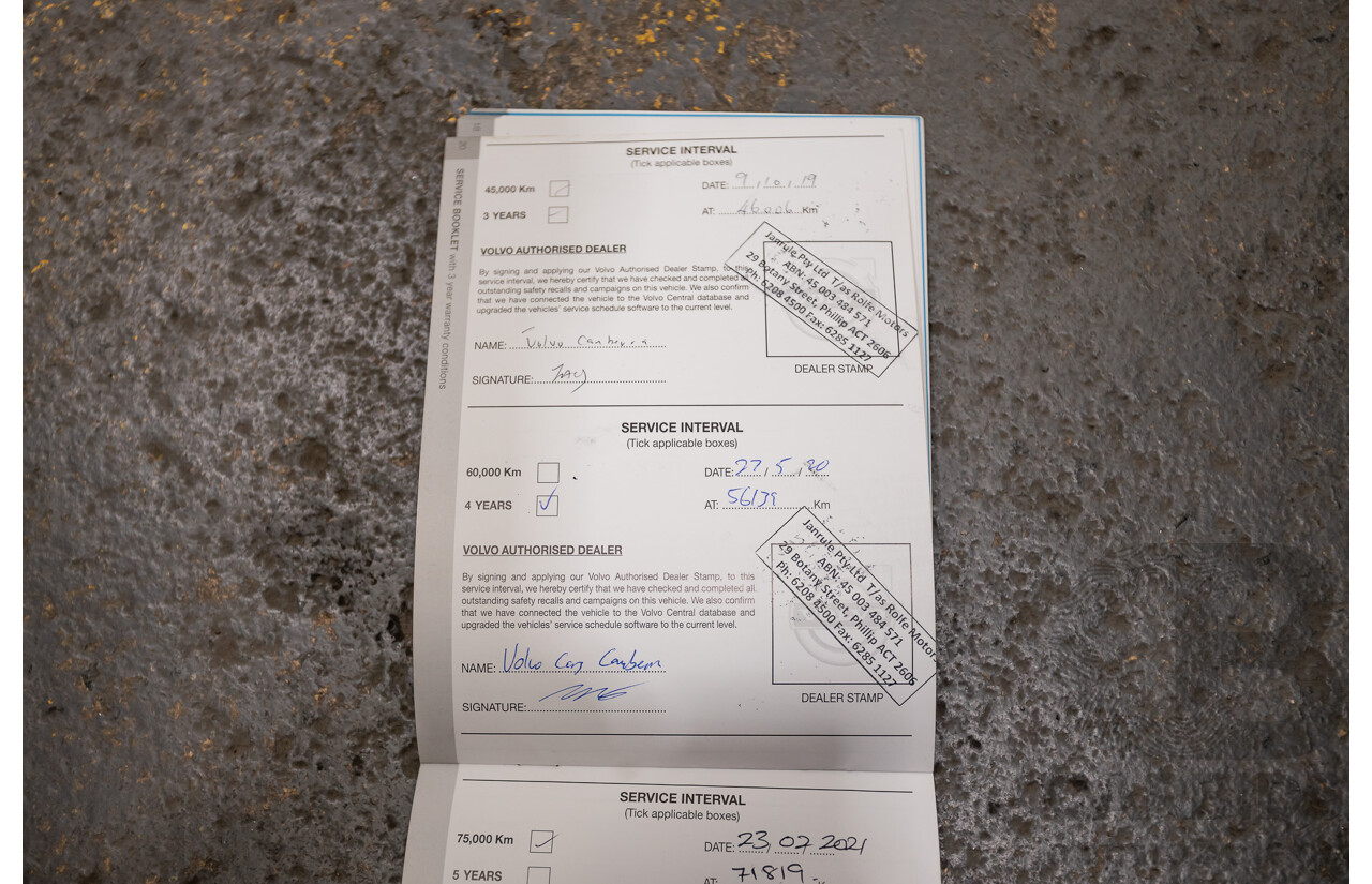 3/2017 Volvo XC90 D5 Inscription (AWD) 256 MY17 4D Wagon Crystal White Pearl Twin Turbo Diesel 2.0L - 7 seater