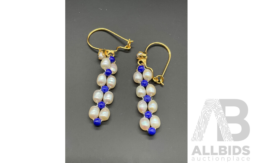 Freshwater Pearl Necklace & Earring Set