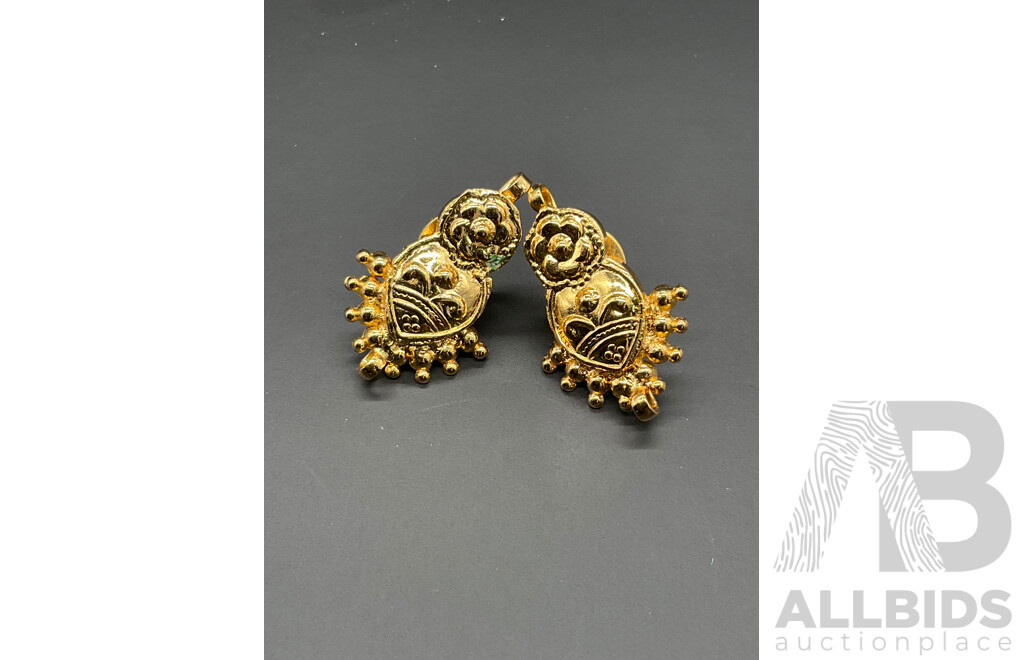 Freshwater Pearl Twisted Necklace & Earring Set