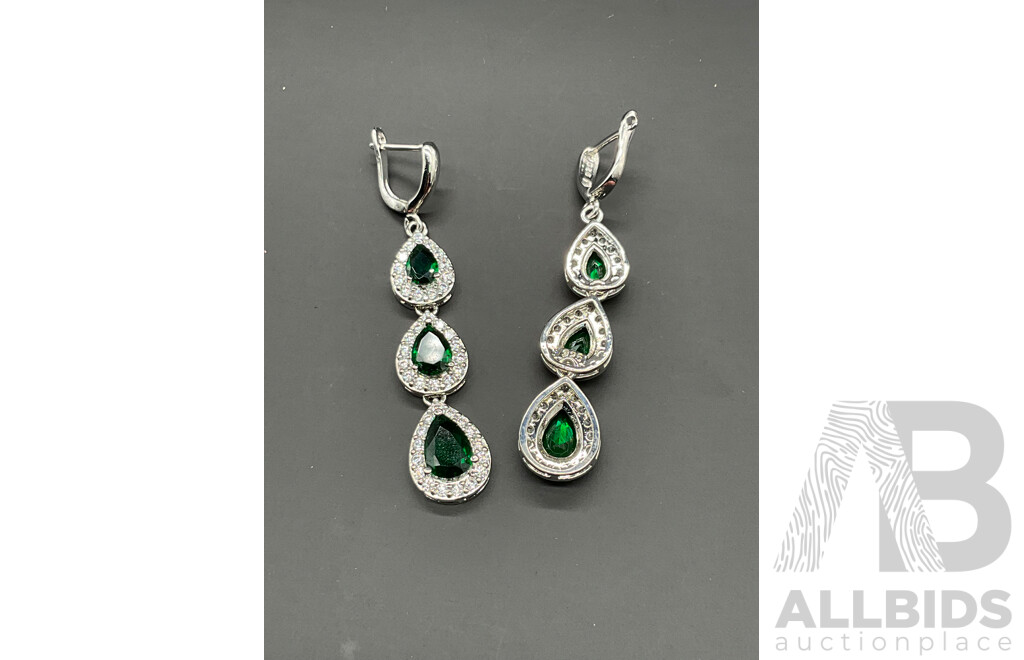 Green Tone Necklace, Bracelet, Ring & Earring Set