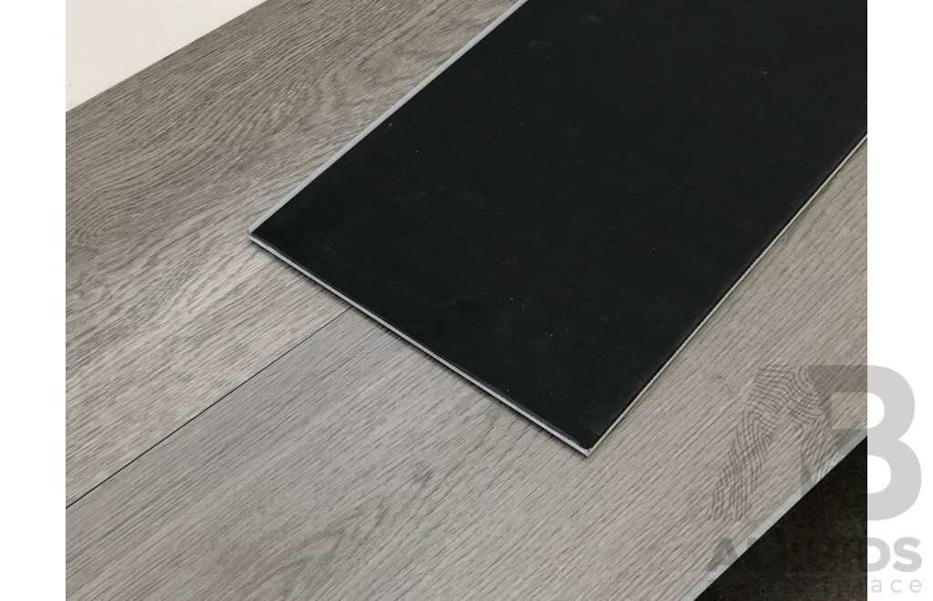 HRD SPC 5mm Hybrid Flooring - Wood Texture Finish - Fox Grey - 27.365 Square Meters - Brand New