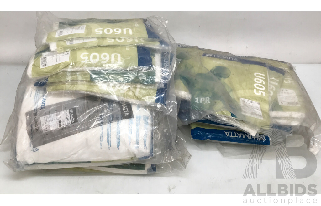Umatta White Disposable Coveralls (Size: Small) - Lot of 40
