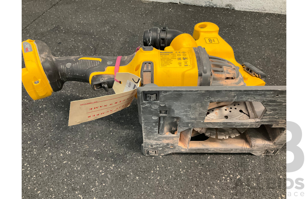 DeWALT 54V FlexVolt XR Cordless Brushless 125mm Wall Chaser (DCG200) with 9.0Ah Battery - Lot of 2