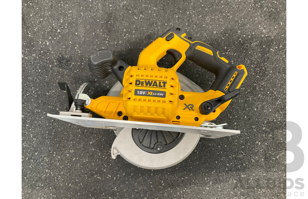 DeWALT 18V XR Brushless 184mm Cuircular Saw (DCS570) Skin Only
