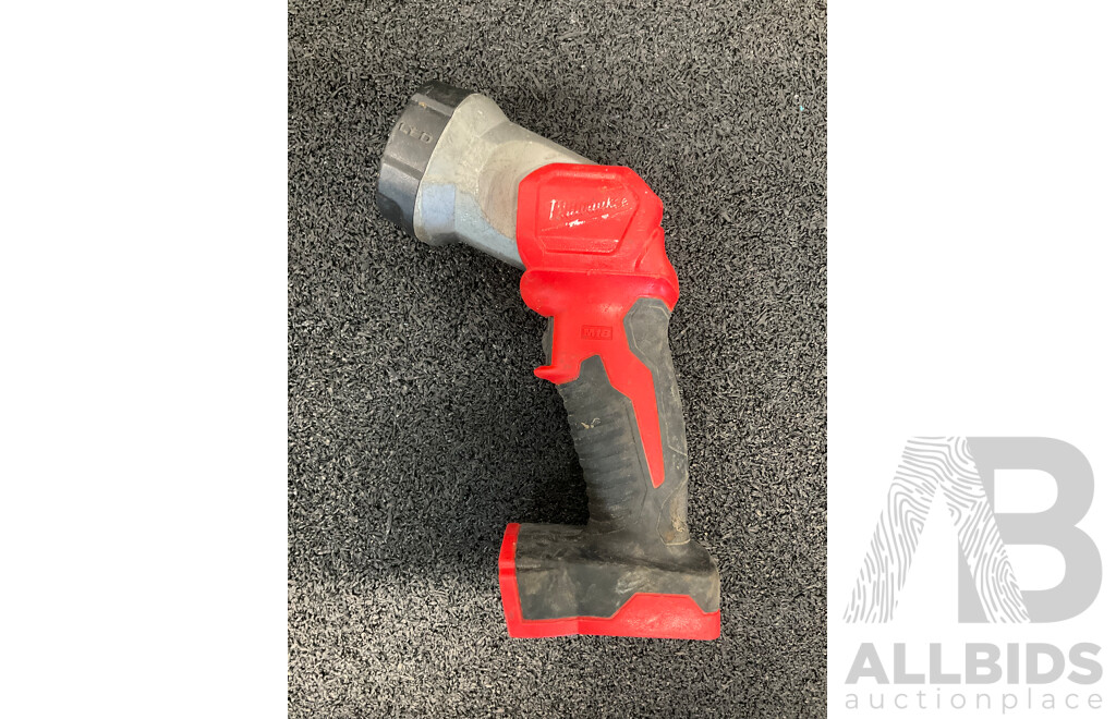 MILWAUKEE M18 FUEL 18V Jigsaw (M18 FJS) and LED Work Light (M18 T LED) - Lot of 2