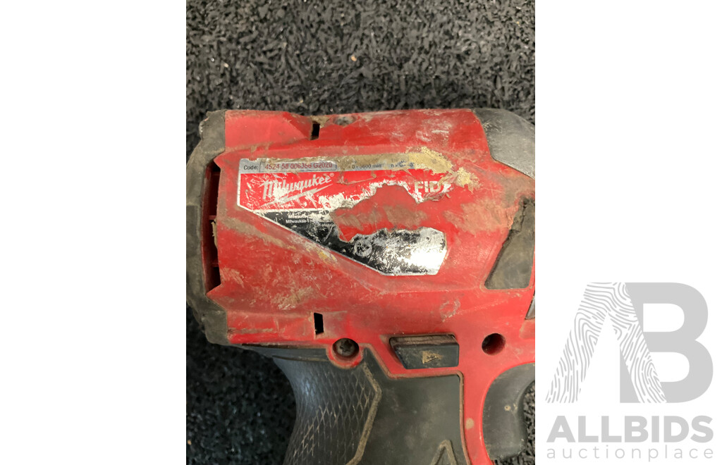 MILWAUKEE 18V FUEL Hammer Drill (M18 ONEPD2) and Impact Driver - Lot of 2