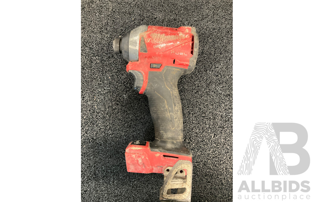 MILWAUKEE 18V FUEL Hammer Drill (M18 ONEPD2) and Impact Driver - Lot of 2