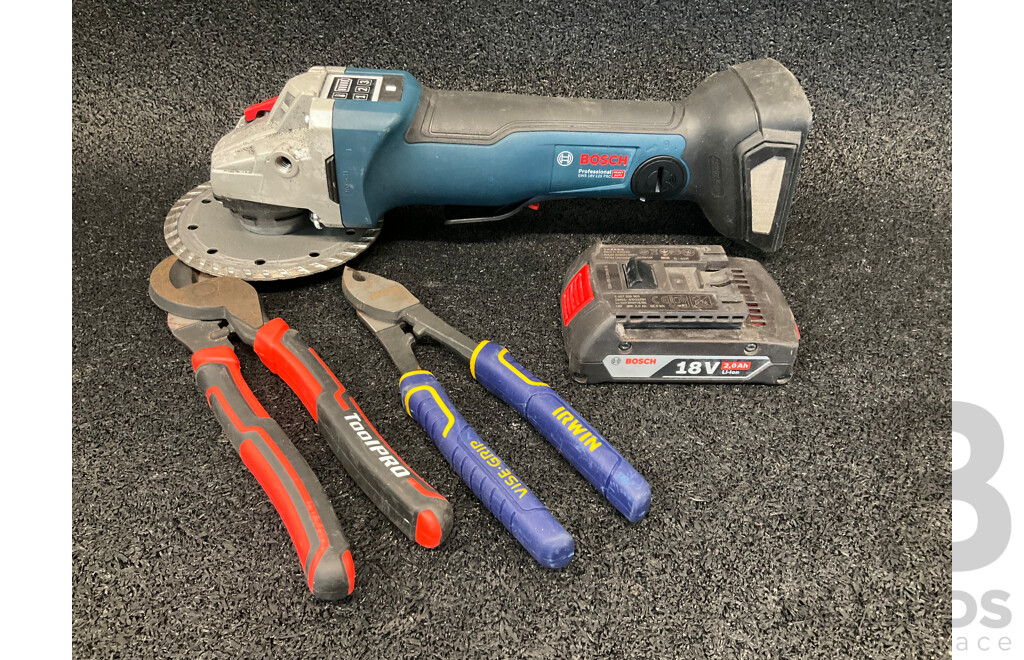 BOSCH Engle Grinder with 2.0Ah Battery and Tools - Lot of 4