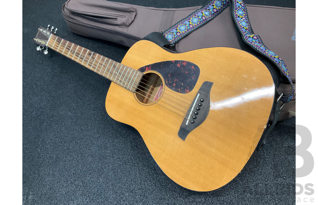 YAMAHA JR2 Acoustic Quitar with Case