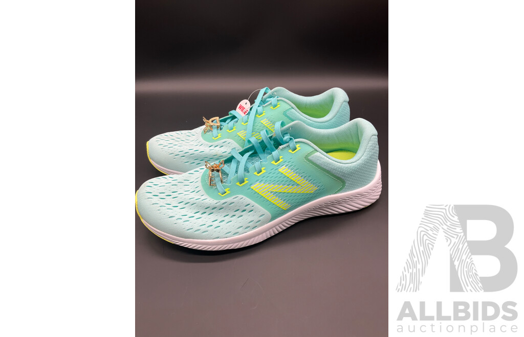 NEW BALANCE Women's Running Shoes Size US10 Wide