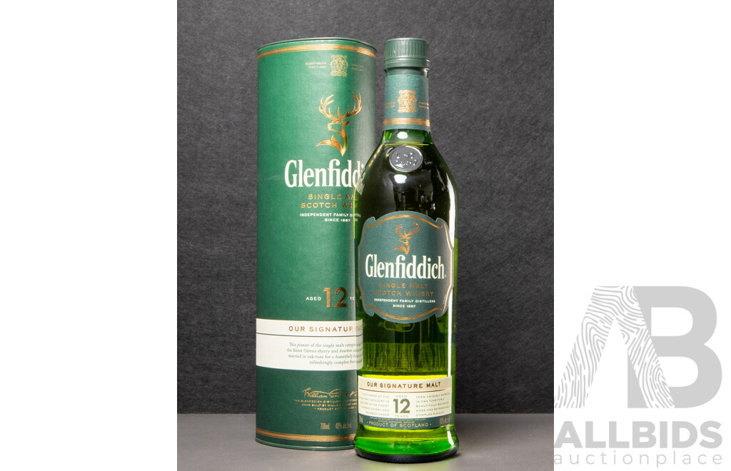 Glenfiddich Single Malt Scotch Whisky in Presentation Tube