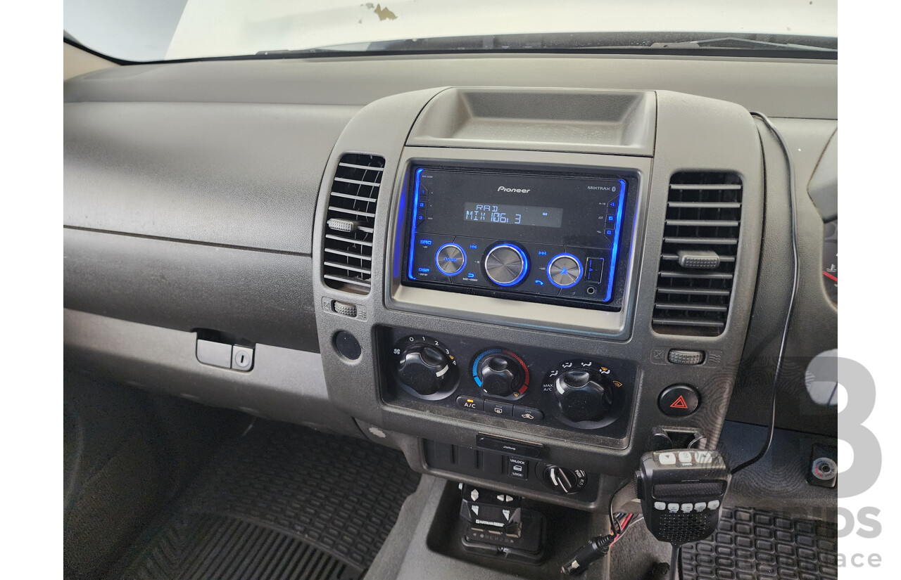 2/2009 Nissan Navara RX (4x4) D40 Dual Cab P/Up White 2.5L