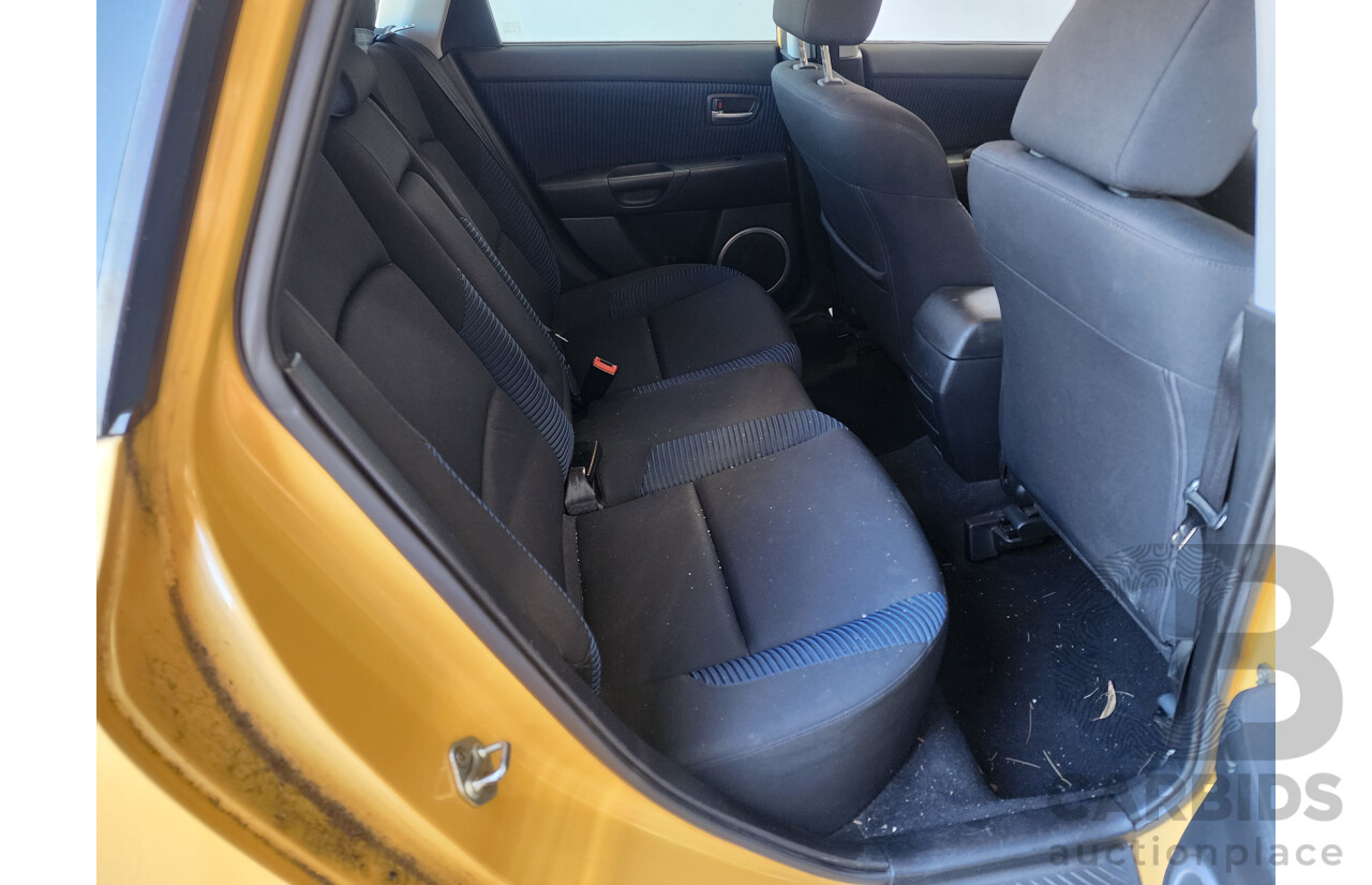 11/2004 Mazda Mazda3 SP23 BK 5d Hatchback Yellow 2.3L